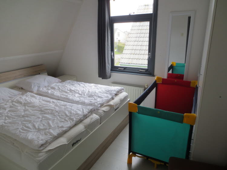 Kinderreisebett